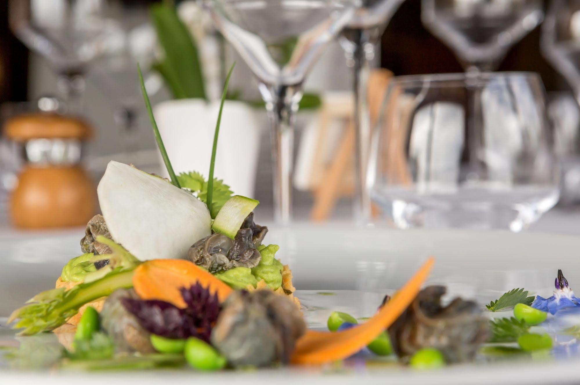 Hotel Restaurant La Tour Dunieres Bagian luar foto